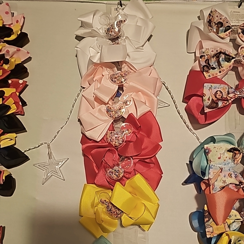 New Mickey Mouse Bows